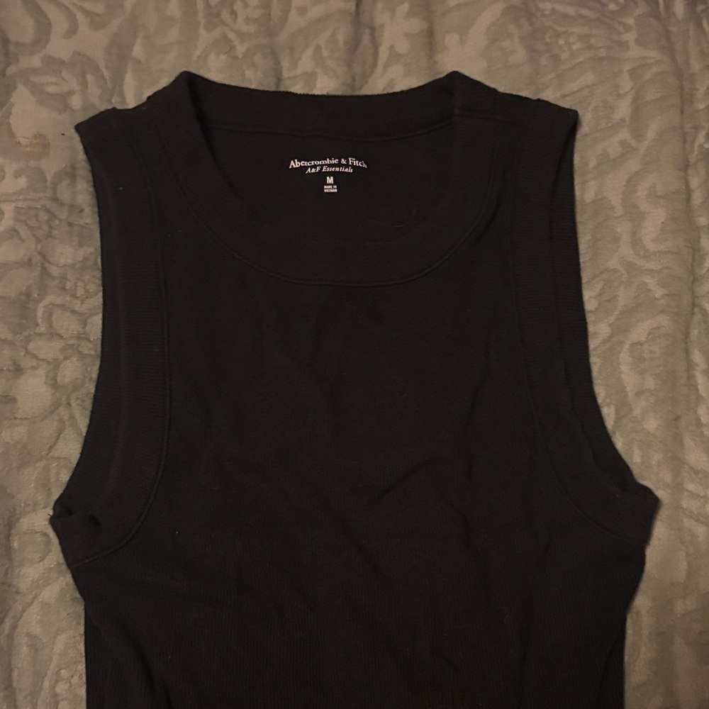 Abercrombie & Fitch Black Ribbed Sleeveless Tank Top - Women's